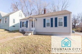 Building Photo - 3901 N Spruce Ave