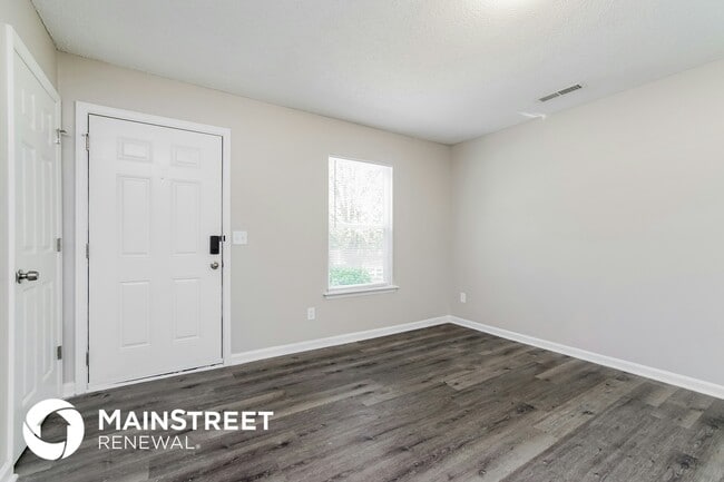 Building Photo - 1217 Kendall Dr