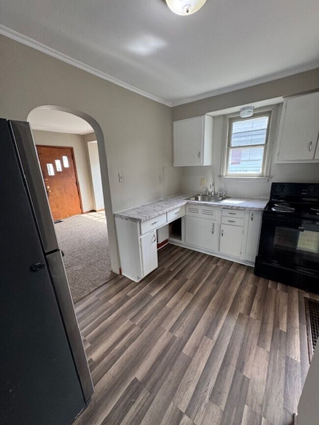 Foto del edificio - 3602 Robinwood Dr