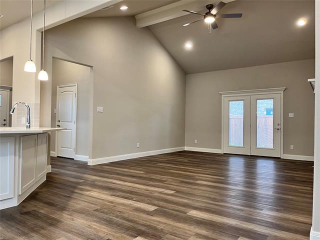 Building Photo - 430 Oak Crk Dr