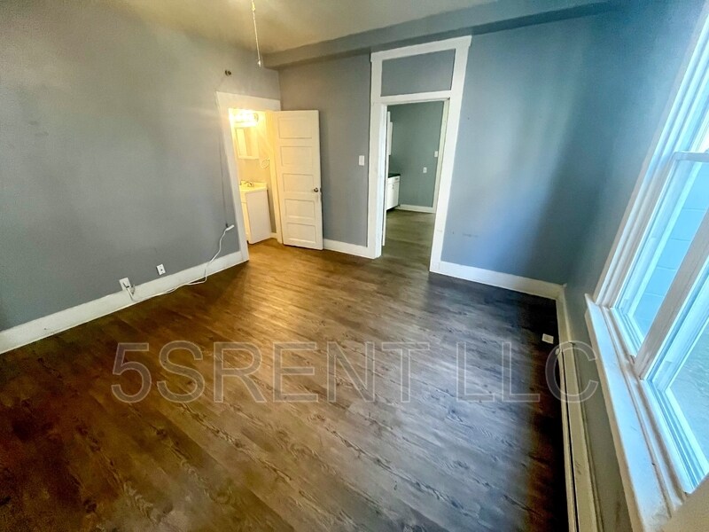Foto principal - 406 Gray Ave