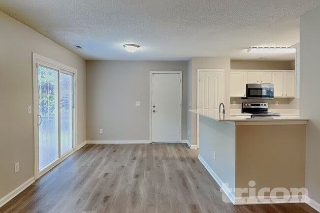 Building Photo - 10527 Madison Park Dr