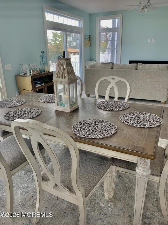 Building Photo - 36 1st Ave