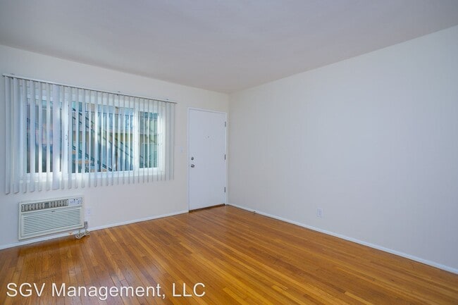 Building Photo - 217 W Lemon Ave