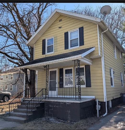 Building Photo - 1481 Berdan Ave