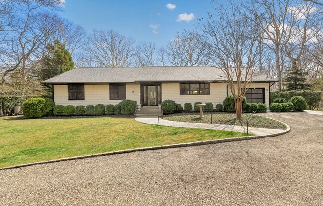 Building Photo - 24 Lilla Ln