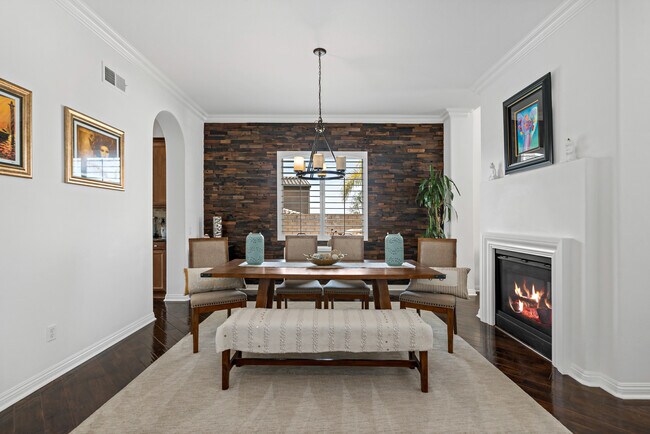 Foto del edificio - 16423 Village Meadow Dr