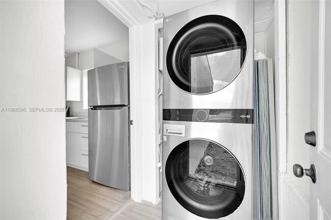 Building Photo - 503 NW 47th St