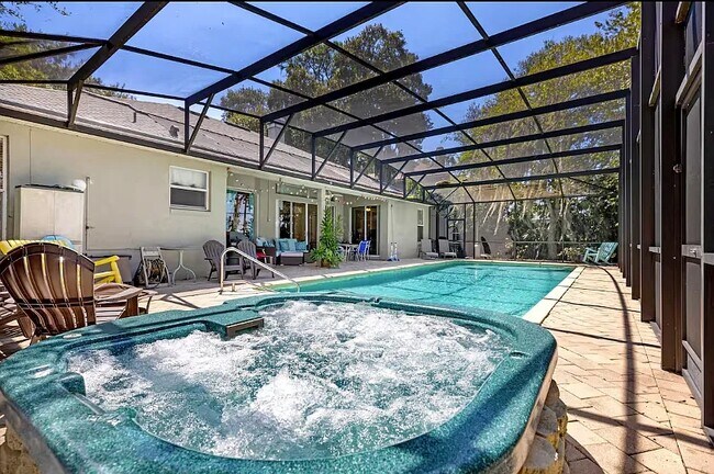 Building Photo - 720 Keaton Pky