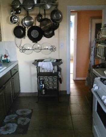 Kitchen - 5183 W 20th St