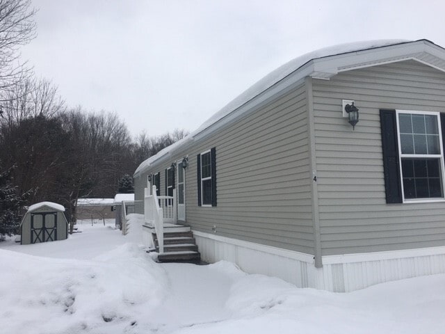 34 Woodside Lane - 34 Woodside Ln
