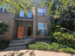 Building Photo - 1020 E 36th St