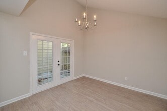 Building Photo - 13214 Ravensway Dr