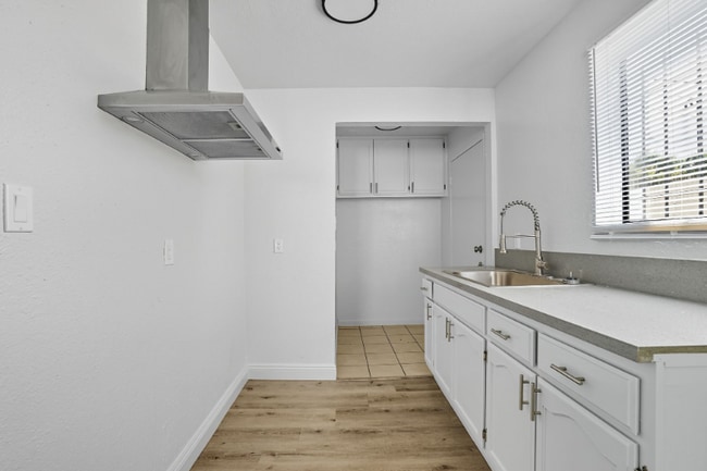 Foto del edificio - 4710 St Elmo Dr