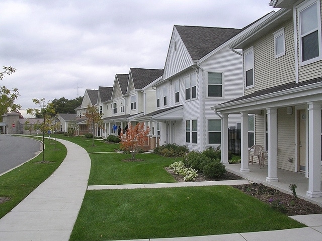 Building Photo - Duneland Village