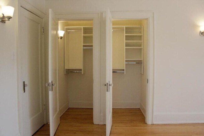 Foto del edificio - Shepard Townhomes