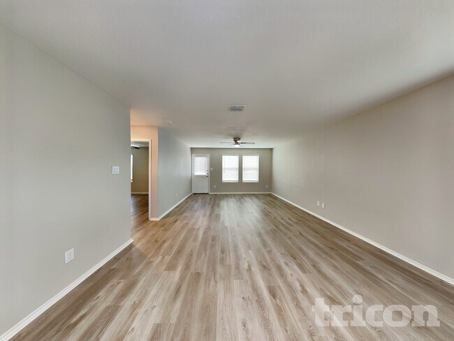 Foto del edificio - 8503 Western Tanager