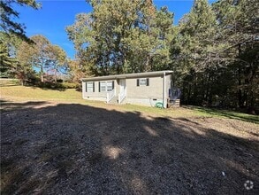 Building Photo - 7016 Blueberry Ridge SE