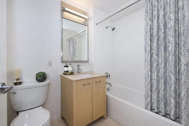 Building Photo - 1 bedroom in New York NY 10013