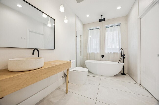 Foto del edificio - 1624 Branard St