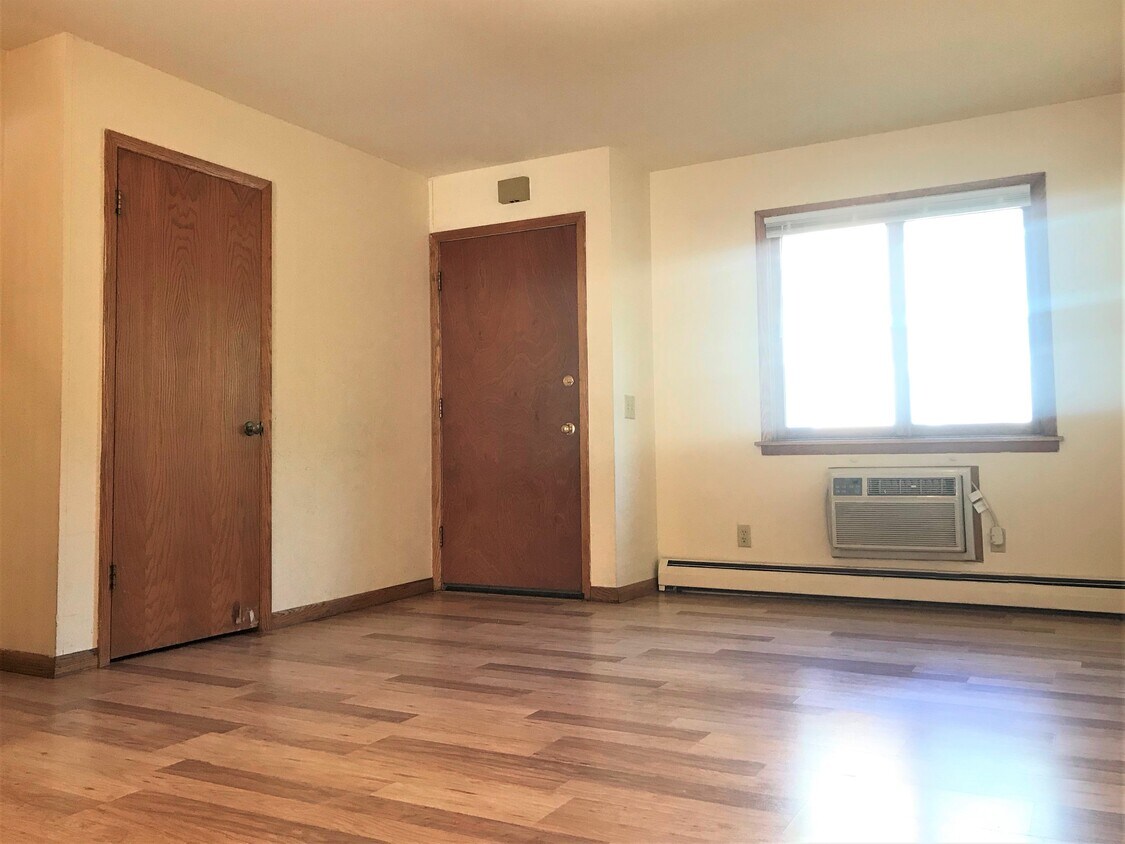 612 Femrite Dr Unit 612, Monona, WI 53716 Apartments in Monona, WI