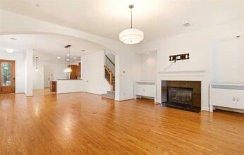 Building Photo - 4525 W University Blvd
