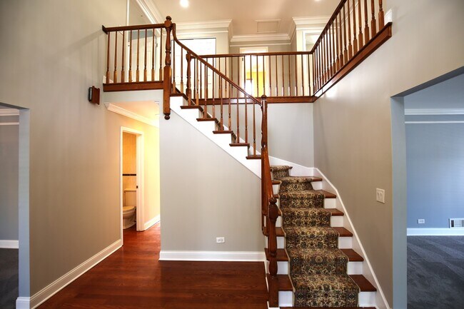 Building Photo - 2603 Old Mill Ln