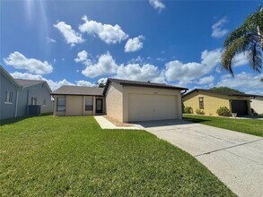 Building Photo - 4004 Cypress Landing S