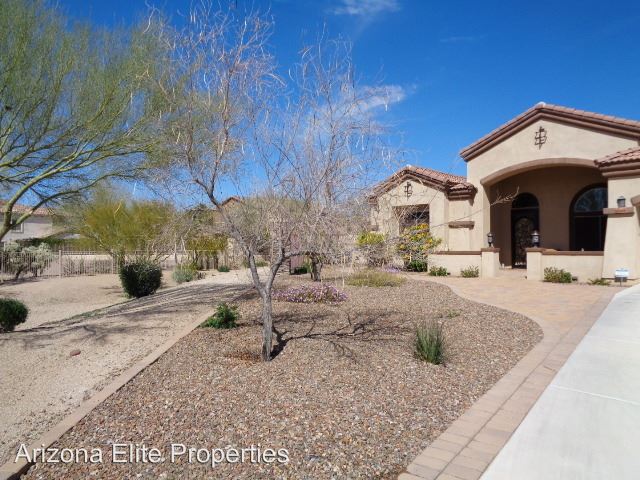 Building Photo - 9904 E Glencove Cir