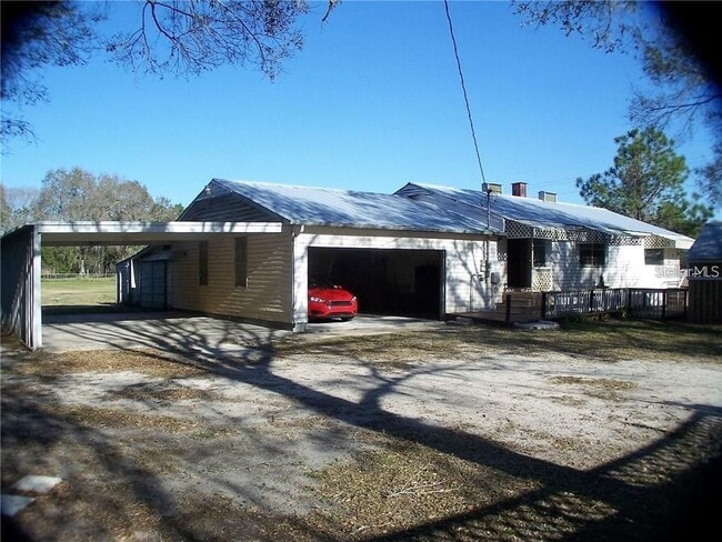 Building Photo - 33753 Camerton Rd