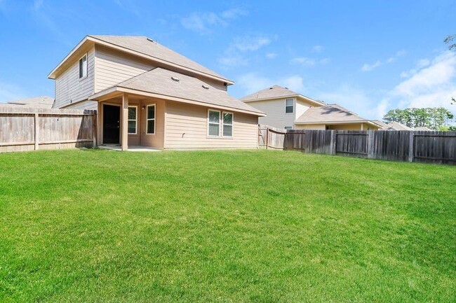 Building Photo - 341 N Meadows Dr