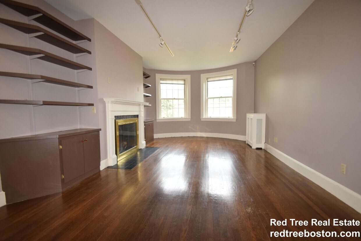 Primary Photo - 141 Beaconsfield Rd