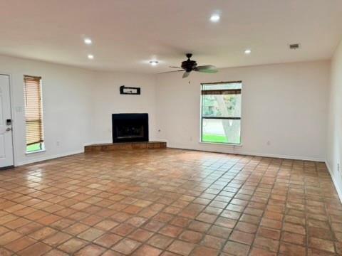 Building Photo - 5045 Thunder Rd