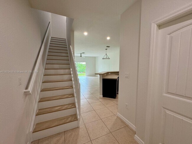 Foto del edificio - 3526 NW 29th Ct