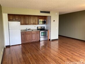 Building Photo - 84-710-710 Kili Dr