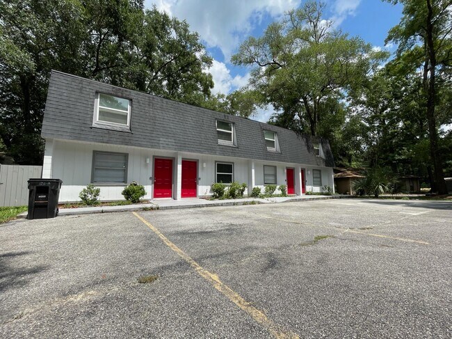 Foto del edificio - 1231 SW 61st Terrace