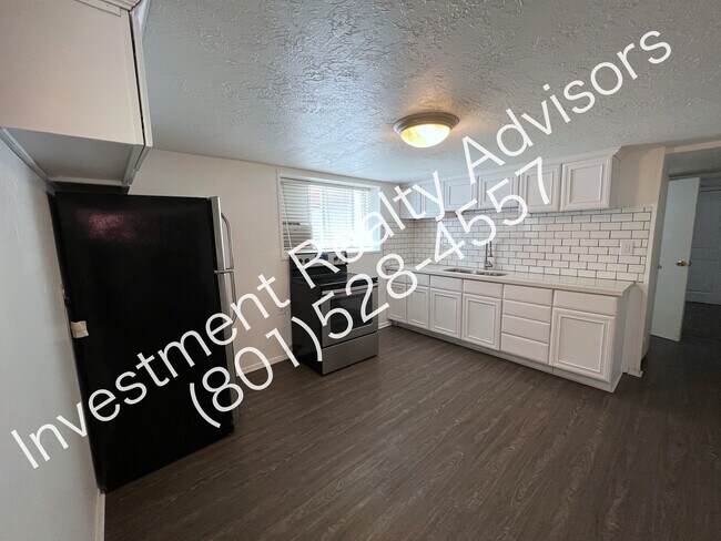 Building Photo - 568 S 900 E