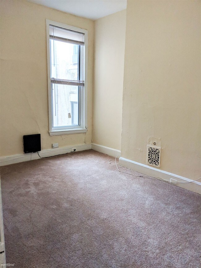 Building Photo - 1 br, 1 bath  - 3921 Pine St