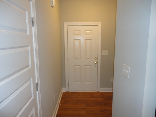 Foto del edificio - 638 Flaherty Avenue