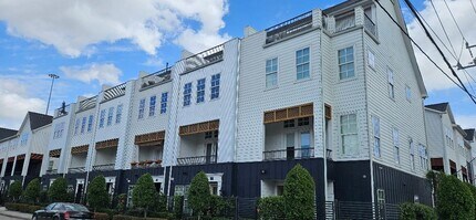 Building Photo - 712 Cage St