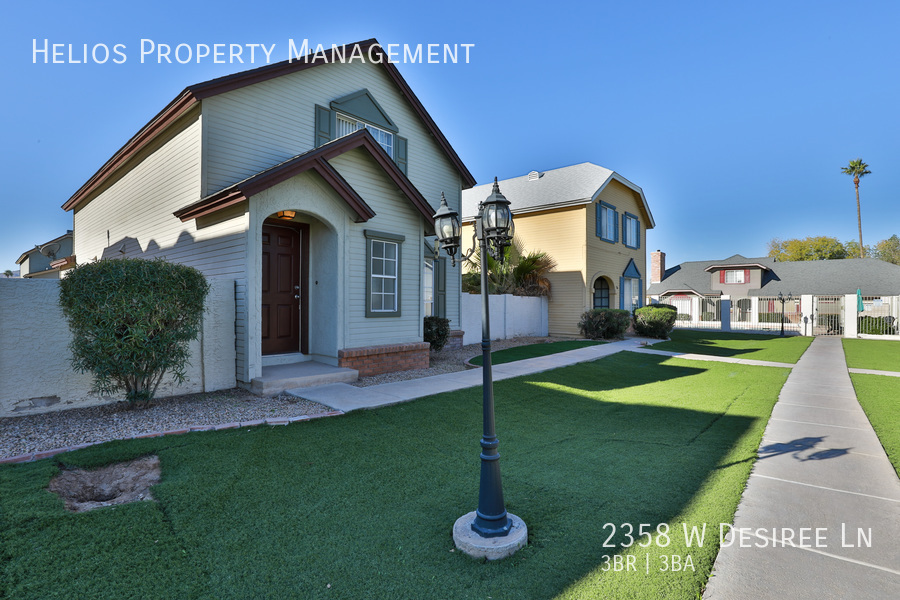 Primary Photo - Wonderful Townhouse in Tempe!