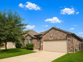 Building Photo - 23818 Hawthorn Dale Ct