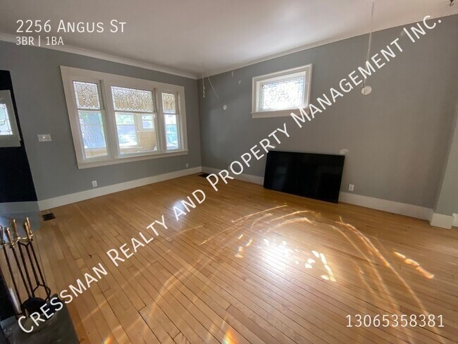 Photo du bâtiment - 3 bed, 1 bath FULL HOUSE located Downtown ...