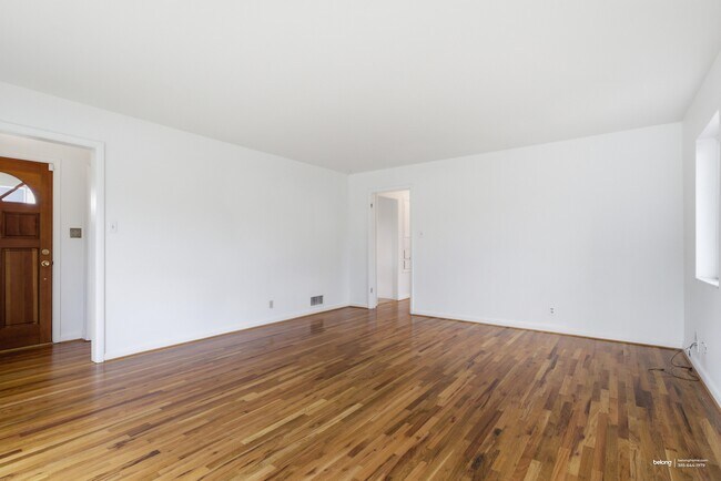 Foto del edificio - 1786 S 2100 E