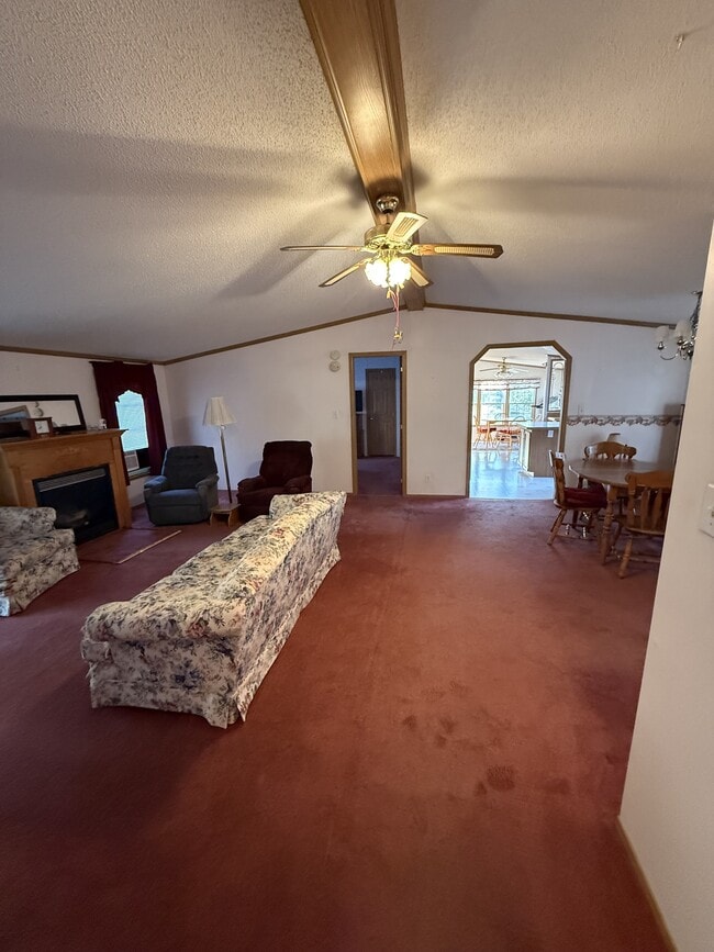 Building Photo - 91 Heath St