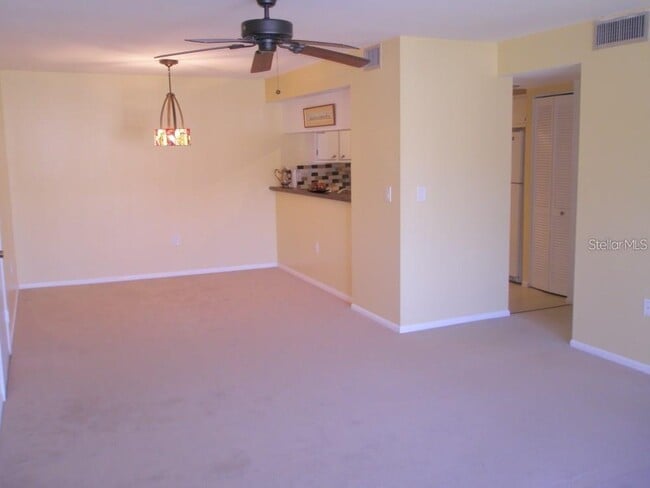 Building Photo - 3227 S Beneva Rd