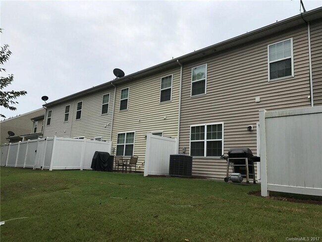 Building Photo - 11722 Prideland Ct