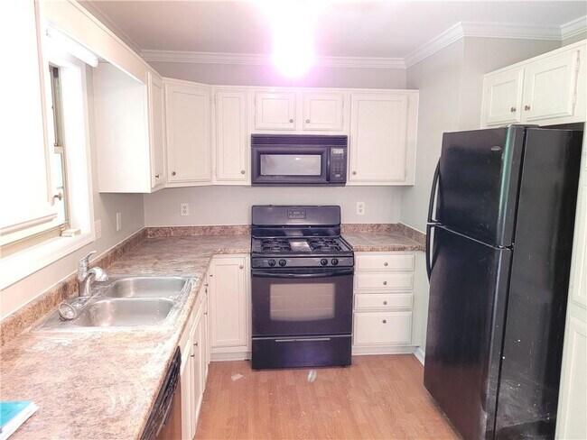 Foto del edificio - 1938 Ivy Glen Ct SE