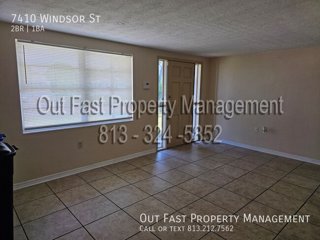 Foto del edificio - 7410 Windsor St