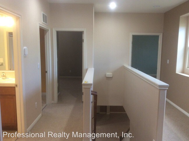 Foto del edificio - 3 br, 3 bath House - 1910 SIMON SHUSTER LANE